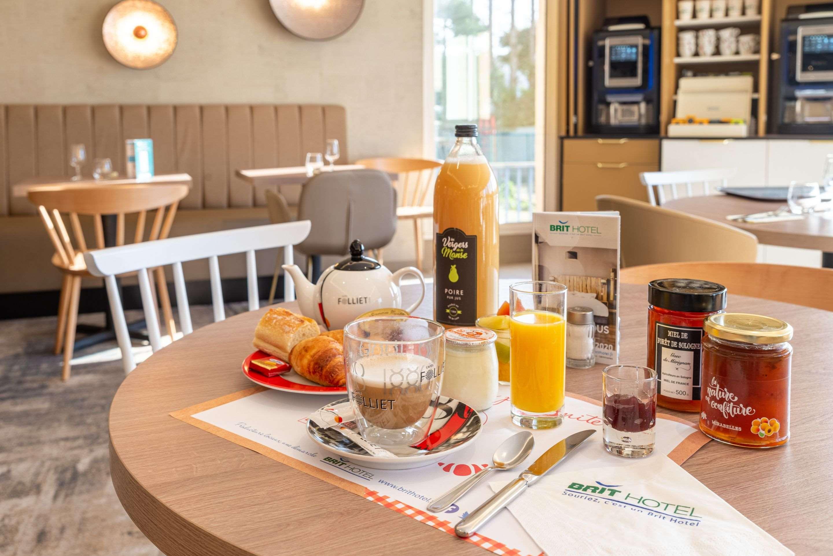 Brit Hotel Orleans St Jean De Braye - L'Antares Saint-Jean-de-Braye Ngoại thất bức ảnh