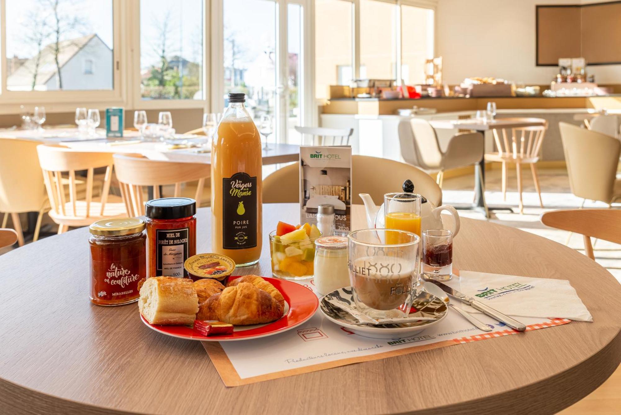 Brit Hotel Orleans St Jean De Braye - L'Antares Saint-Jean-de-Braye Ngoại thất bức ảnh
